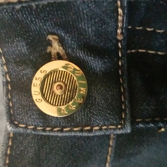 Jeans - Picture 2 of 3